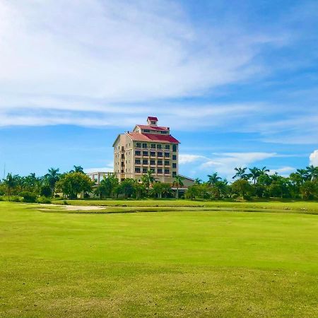 Queens Island Golf And Resort Medellin Exterior foto