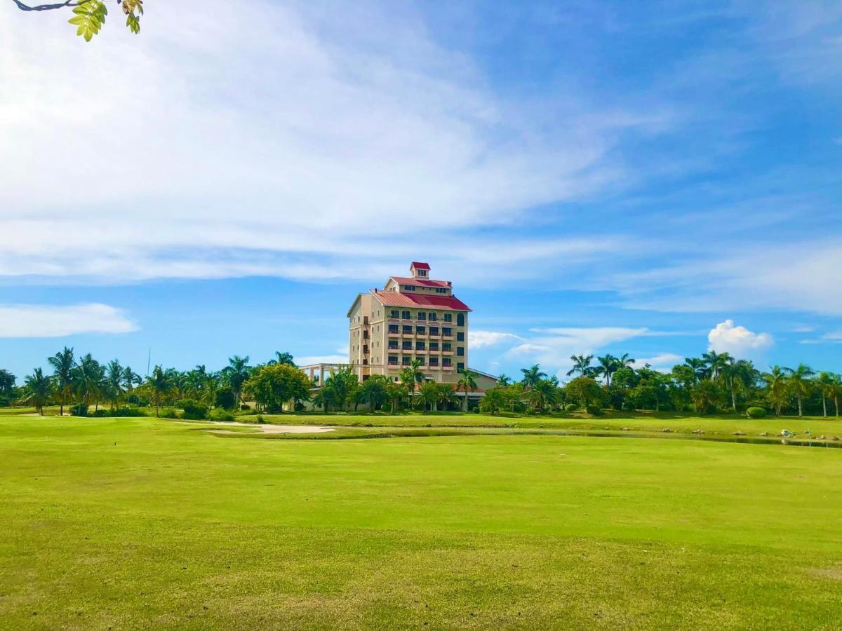 Queens Island Golf And Resort Medellin Exterior foto